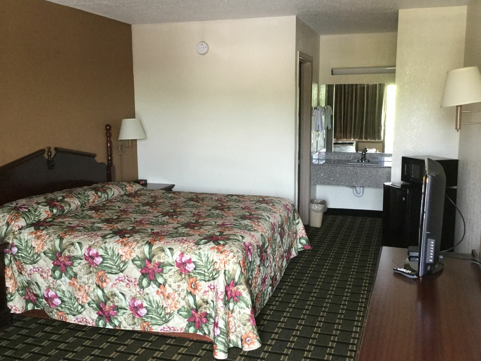 Americas Best Value Inn - Goodlettsville Exteriér fotografie