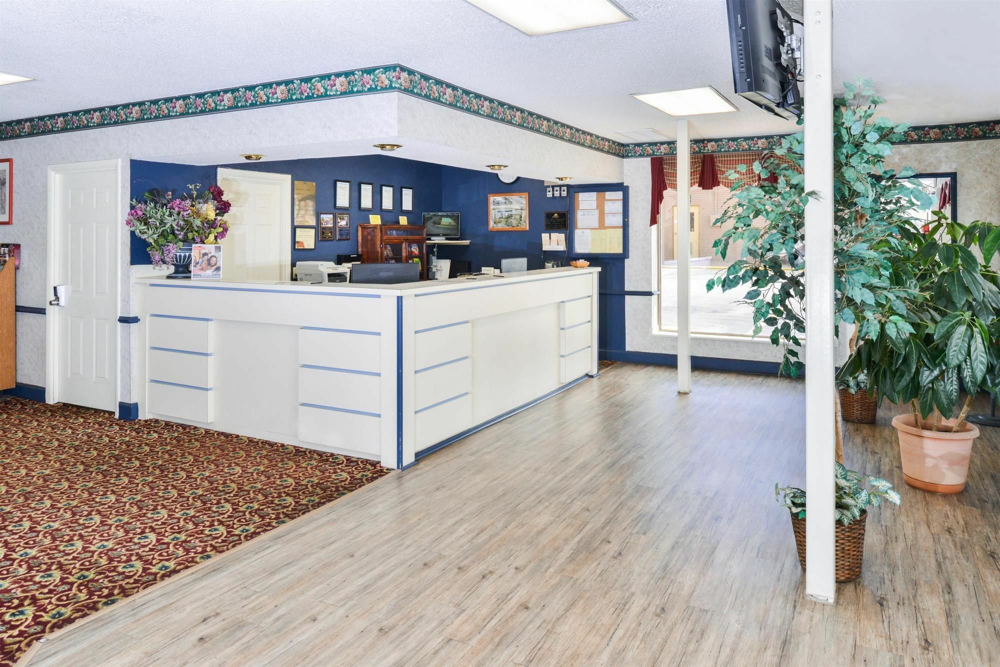 Americas Best Value Inn - Goodlettsville Exteriér fotografie